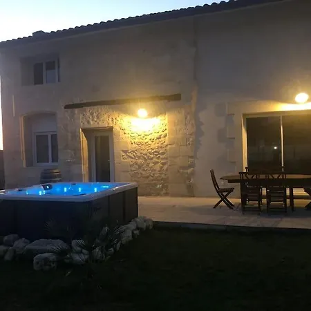 Avec Privatif A 500m De Margaux * Soussans