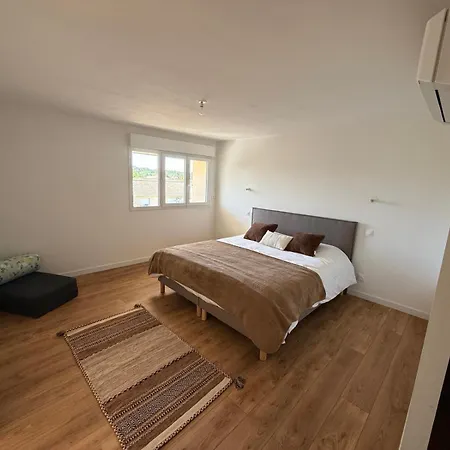 Holiday home Avec Privatif A 500m De Margaux Soussans